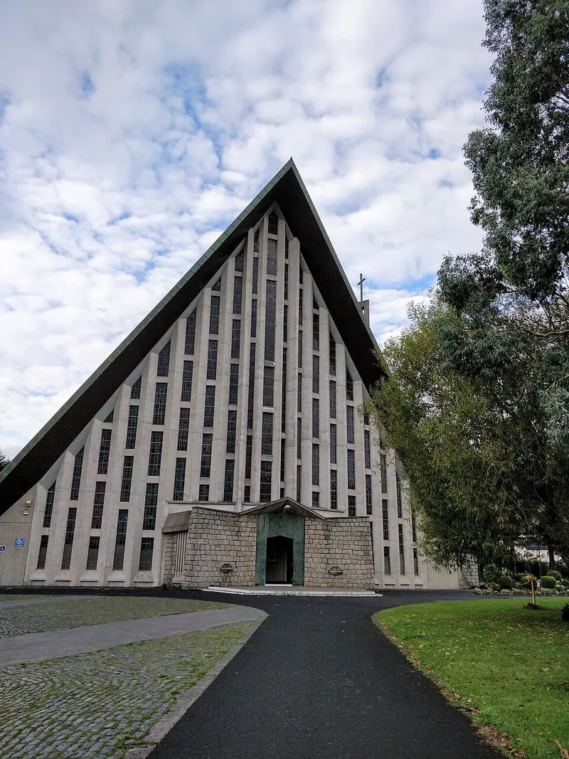 Photograph of Church of the Holy Spirit