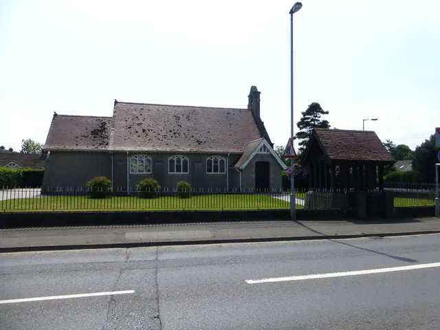 Photograph of Crumlin St John