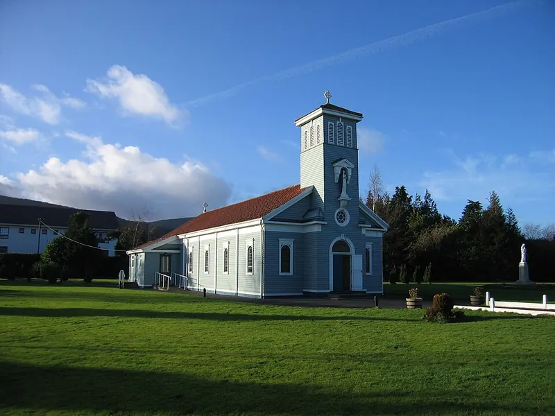 Photograph of Our Lady of the Wayside