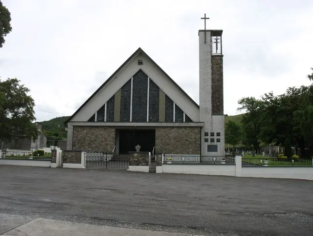 Photograph of Saints Patrick and St. Oliver, Glengoole
